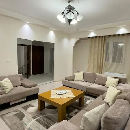 Appartement Yara's Tirana