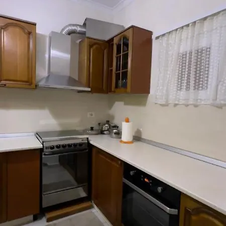 Yara's Appartement Tirana